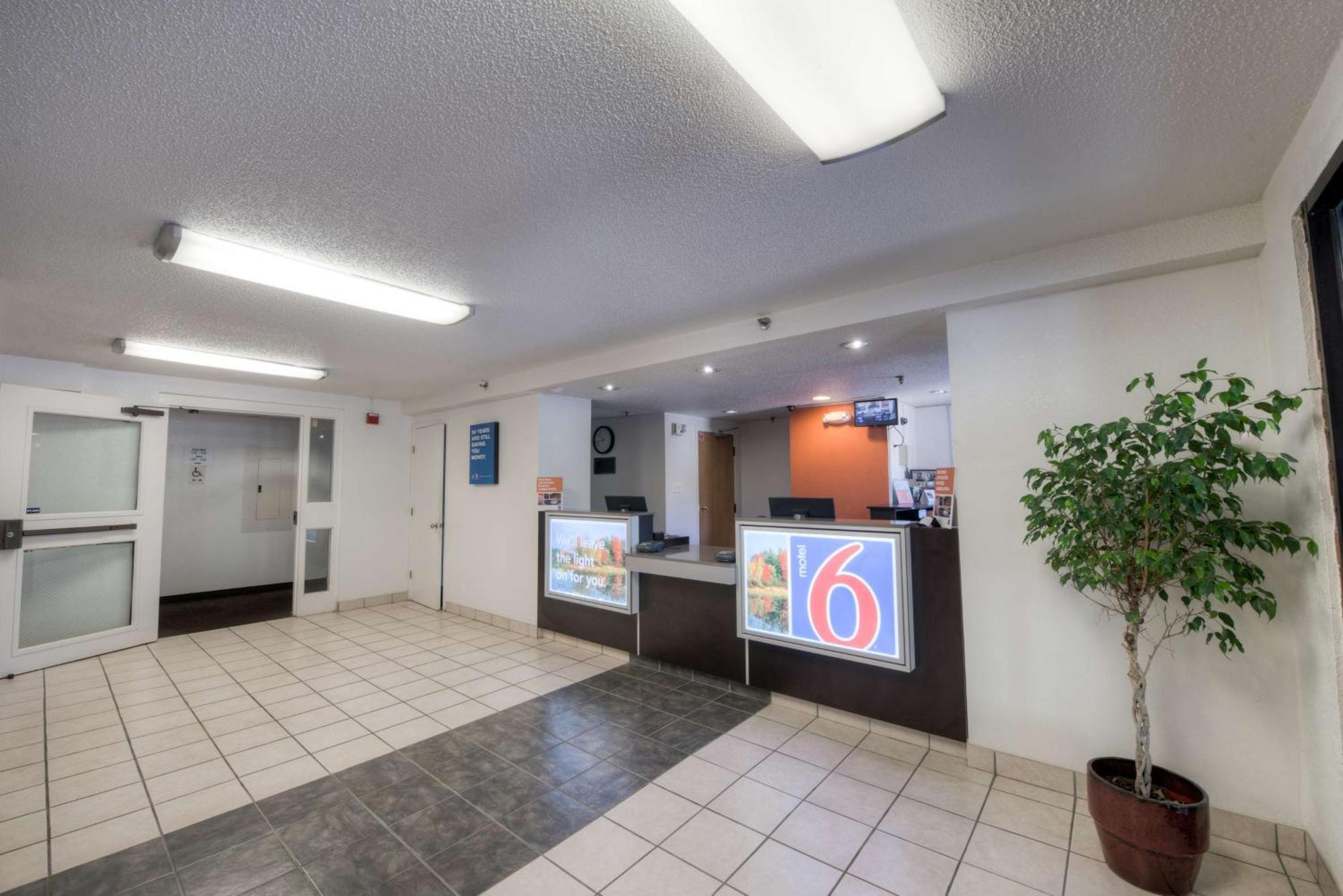 Motel 6-Branford, Ct - New Haven Zewnętrze zdjęcie