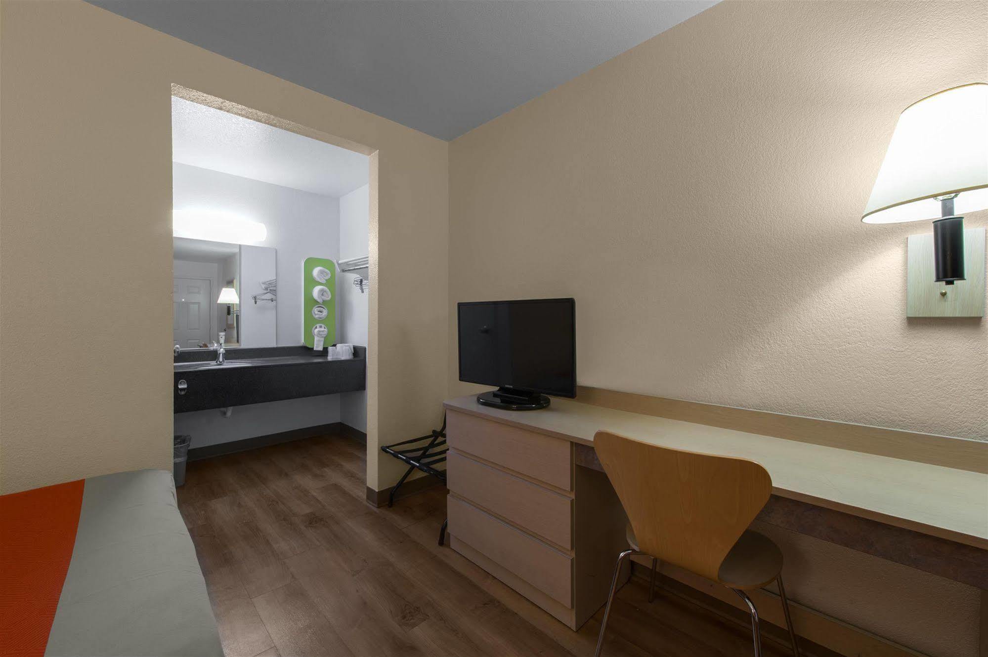 Motel 6-Branford, Ct - New Haven Zewnętrze zdjęcie