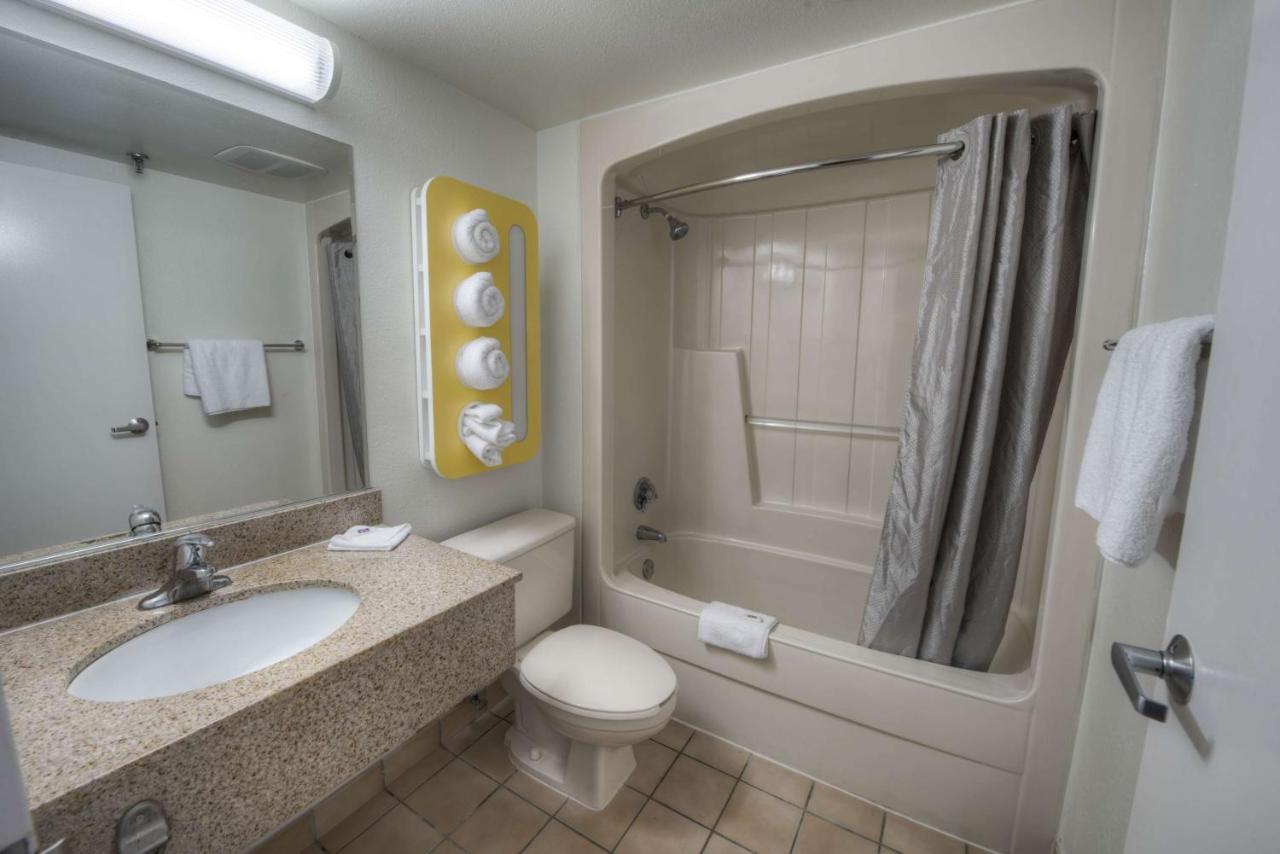 Motel 6-Branford, Ct - New Haven Zewnętrze zdjęcie
